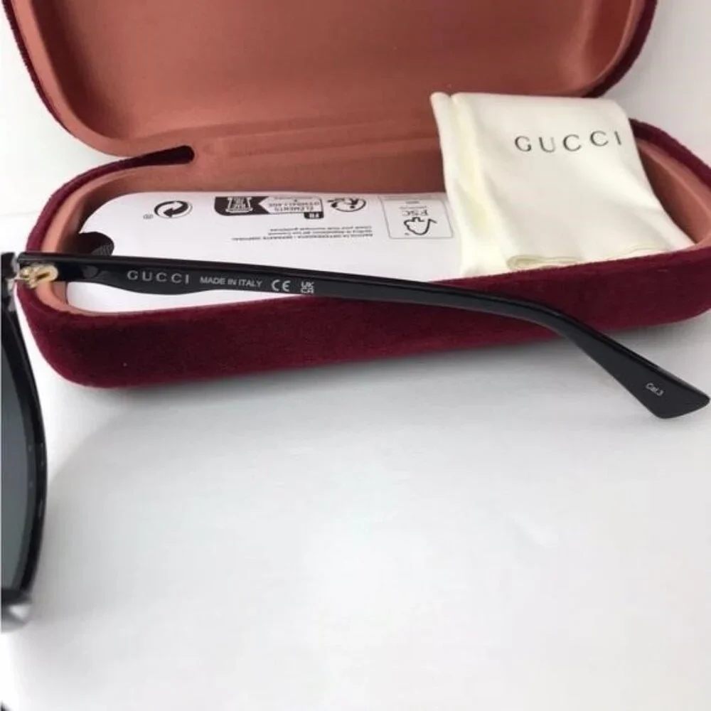 Authentic GUCCI WOMENS ROUND/OVAL SHINY BLACK FASHION DESIGNER EYEWEAR